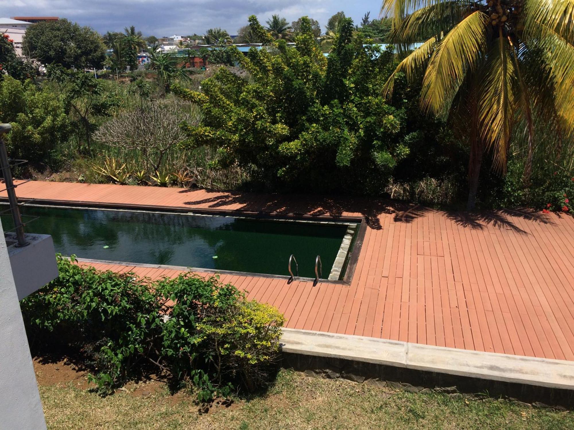 Cute Holiday Apartment In The Heart Of Grand Bay Bagian luar foto